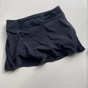 Lululemon skort - size 6